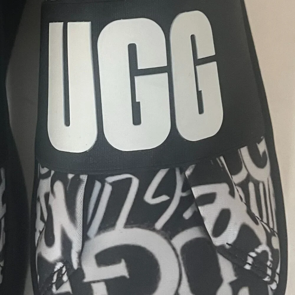 NEW UGG Neutra Graffiti Pop Sneaker size 8